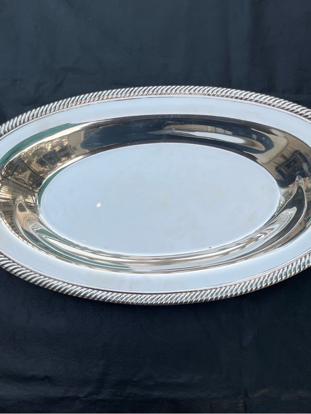 Vintage Wm Rogers #819 Silverplate Oval Bread Tray - Rope Pattern